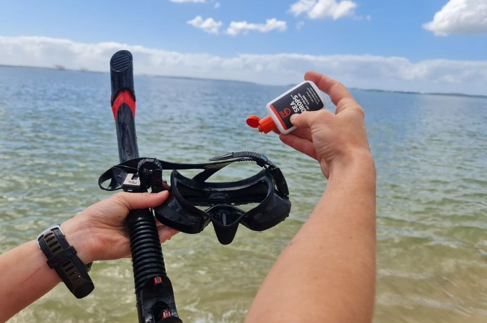 How To Keep A Dive Mask From Fogging Up? | Abyss Scuba Diving